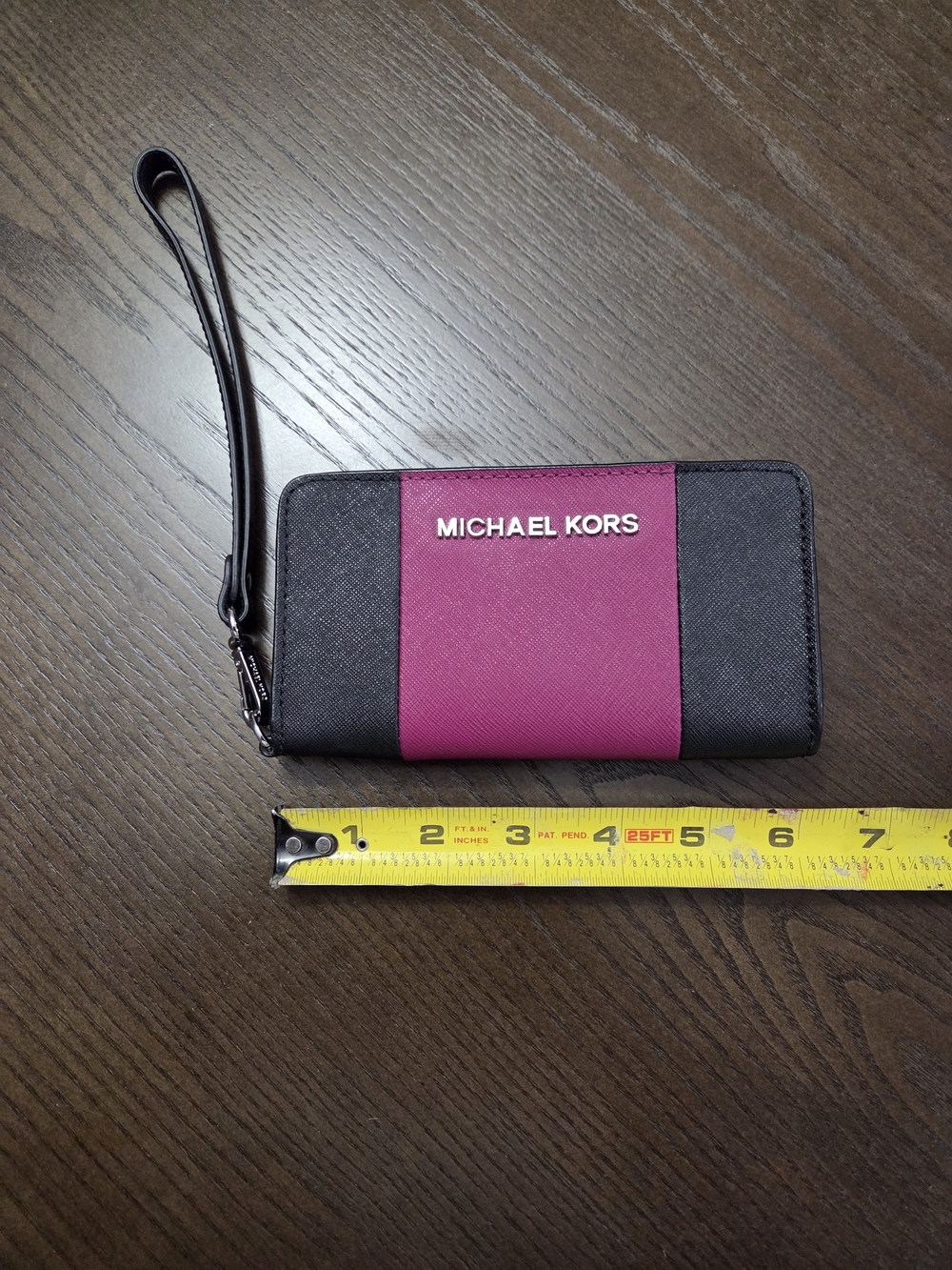 Michael Kors Black and Fuchsia Zip Wristlet